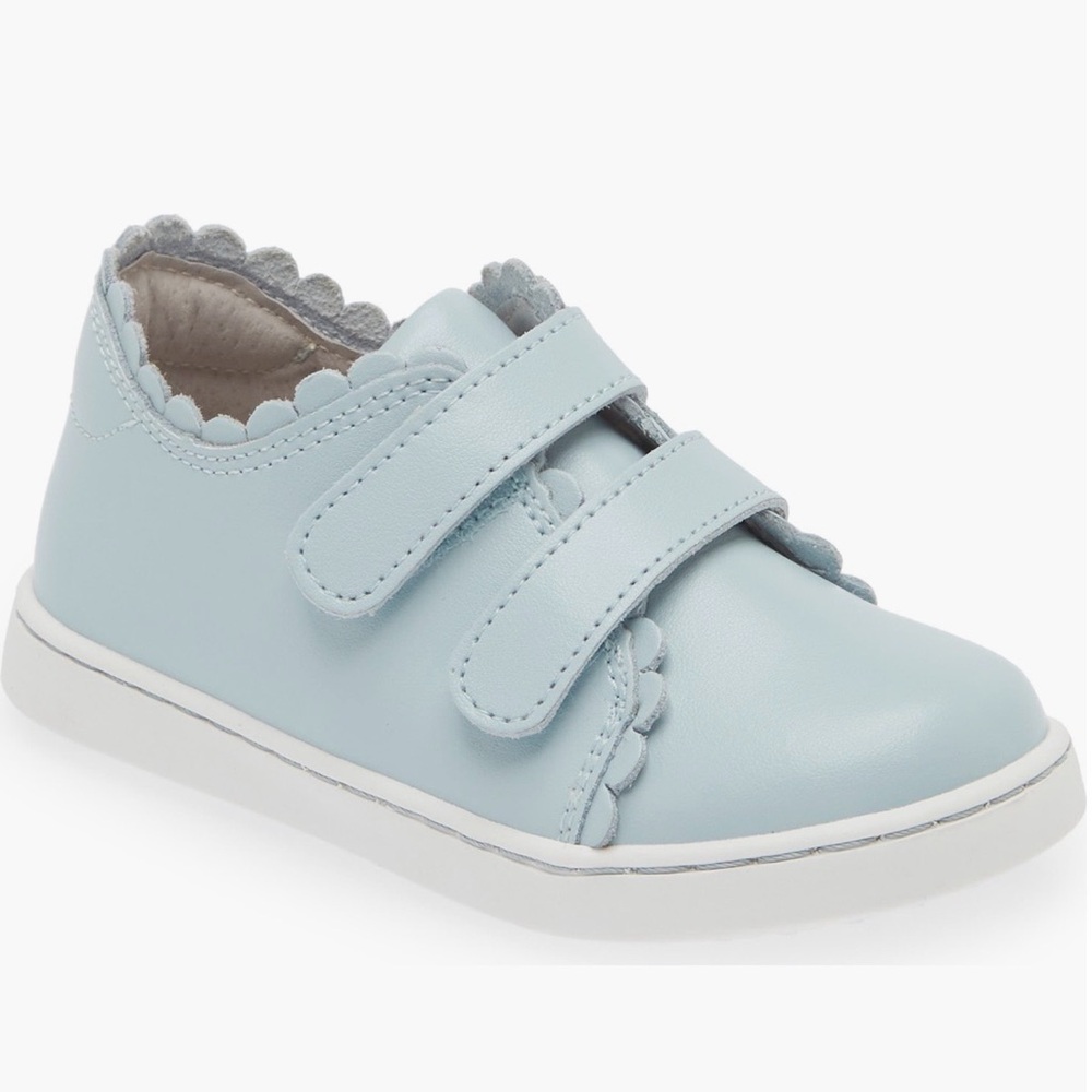 L’Amour Caroline Scallop Sneaker in Light Blue